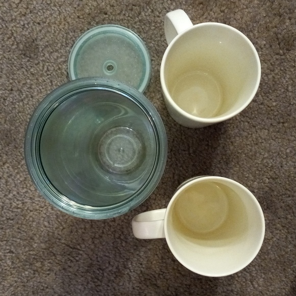 Starbucks iridescent tumbler and 2 white matching mugs, preloved, no straw - Picture 9 of 9